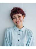 柔らか質感の大人可愛いボルドーベリーショート