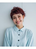 バイエイト(X８)&nbsp;柔らか質感の大人可愛いボルドーベリーショート
