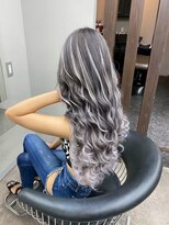 エミーバイモアムー(Emmie byMoremuu)&nbsp;【YU-TA】グレージュ/エクステ