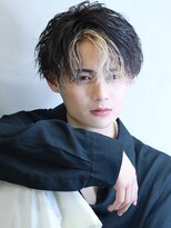 コンフィデンス メンズヘアー(confidence MEN'S HAIR)&nbsp;センターパートスパイラル パーマかき上げヘア [メンズサロン]
