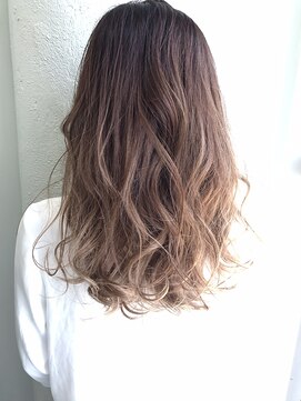 ビグディーサロン(BIGOUDI SALON) 外人風バレイヤージュグラデーション