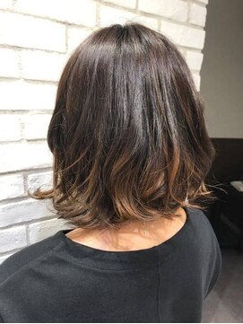 アッシュ 戸田公園店(Ash) 《Ashアッシュ》グラデーションカラー×イルミナカラー