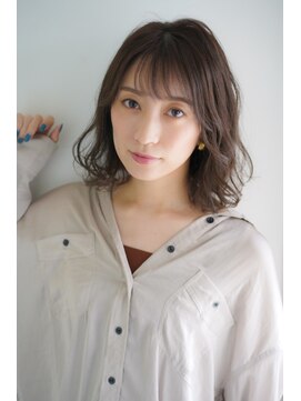 ネイヴィル(navile) オリーブグレージュ