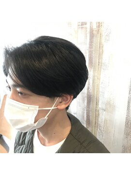 ユース(YOUTH) センターパートスタイル