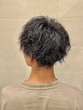 グレイスフル バーバープラチナム 六本木店(Graceful Barber platinum) ツーブロック刈り上げ／ハードツイストスパイラル