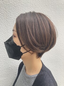 ヴァロ(Valo) ハンサムショート/20代/30代/40代/50代/大人可愛いい/くびれ