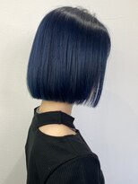 アットラップレーヴ(attrape-reve) 20代30代40代大人可愛いブルーブラック切りっぱなしボブ