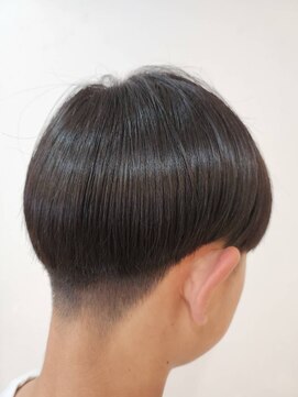 アリー 王子公園店(ARY) 「刈り上げマッシュ」中高生カット