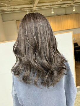 ファンド 千葉(fand) ハイライトカラー/白髪ぼかし/グレージュ/イメチェン