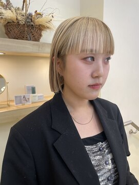 アピッシュ アオヤマ(apish AOYAMA) ぷつんとタイトボブ