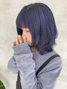 ヌール(Nuru) ネイビーカラー