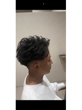 シックス 大竹店(ciQz) メンズフェザーパーマ