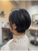ショートボブ