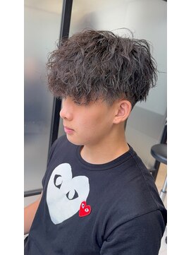 ステラ(STELLA) ツイスパ刈り上げマッシュ