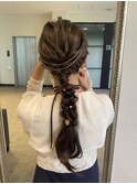 ヘアセットミニウルフタッセルボブセミロング