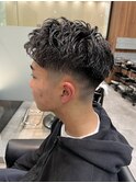 フェードカット＋アップバングショート