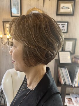 クオン(Quon) ショートボブ