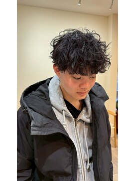 シフト(SHEEFT) マッシュパーマメンズヘア韓国系束感ショートカジュアル
