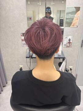 ヘアサロン ドットプラス 町田店(dot. plus) 【山本　直幸】刈り上げショート×ブリーチカラーピンク