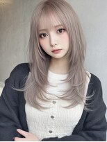 レア 新越谷(LEA) 柔らかロングレイヤー × ミルクティーベージュ