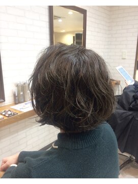 ストップレディー(stop lady) 外国人風ブルーサファイアカラー