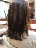 くびれ外ハネセミロング