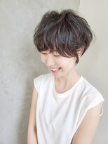 ルアーナ(LUANA)&nbsp;束感、毛流れが素敵なエアリーショート♪