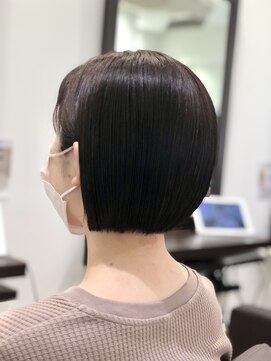 タヤ 三軒茶屋店(TAYA) 襟足スッキリ平行ラインボブ