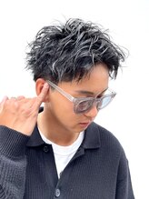 スロウ(slow) アップバングショート