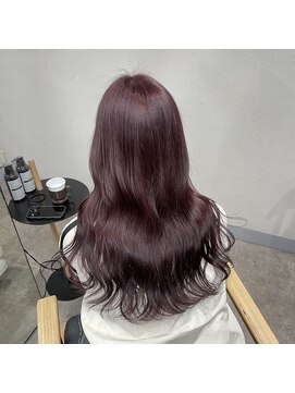 オグジュアリー 表参道(aux.) 透け感たっぷりラベンダーブラウンカラー