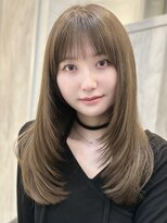 ユニコ(unico)&nbsp;韓国風/レイヤー/小顔/前髪カット/髪質改善/グレージュ/透明感