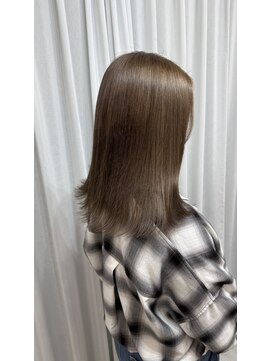 アップル(APPLE) ミルクティーグレージュ