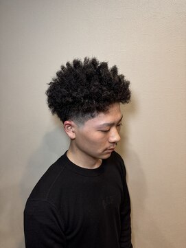 トラッド(TRAD) スパイキーアフロ