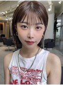 切りっぱなしボブチェリーブラウンミニウルフ前髪縮毛矯正表参道