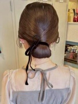 エルメ なんばマルイ(HELME) #カチモリヘア　#シンプルシニヨン