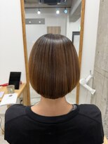ホロ(holo-)&nbsp;つるりんちょ縮毛矯正×美髪ボブ