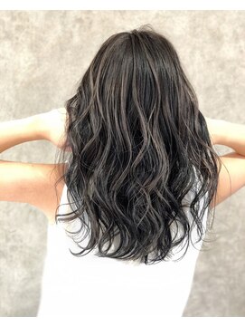 トワエモア バイ ブレス(toi et moi . by BLESS) 【 highlight  balayage 】long