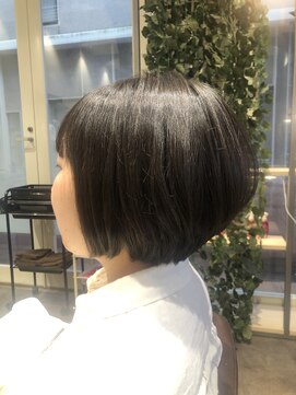 ビースリー ロア 楽ちんショートボブ！