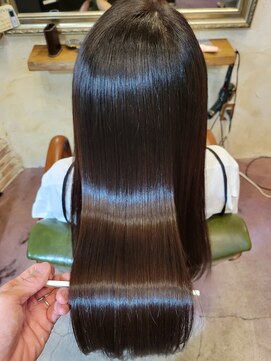 リリアン(Ririan) 【橋本】酸性縮毛矯正+自社製品髪質改善トリートメント