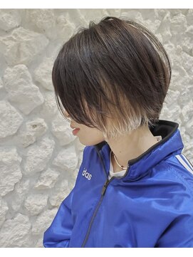 モアナバイヘッドライト 綱島店(Moana by HEADLIGHT) ショートボブ＃インナーカラー#ヘッドスパ
