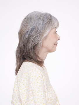えがお美容室 【えがお美容室】グレイヘアの方に◎セミロングパーマスタイル