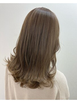 アールモンドヘア新世界 【北見】#ハイライト#ブリーチカラー#グレージュ