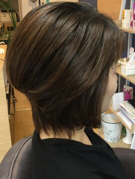 サロンドみなみ ふんわりカット