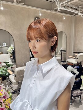 エラ(ere) ミニボブ 大人ボブ ブリーチなしカラーオレンジベージュ