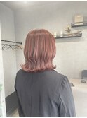 ハイライトピンクベージュ×外はねボブ