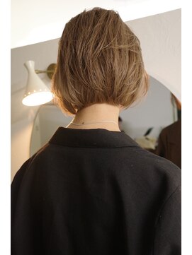 ウィット(wit) beige