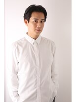 エトレ(ETRE)&nbsp;圧倒的な清潔感。デキる男のすっきりアップバングヘア