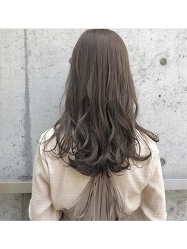 アルコイリスバイドールヘアー(ARCOIRIS by Dollhair) くすみカラー切りっぱなし濡れ髪くびれショート大阪都島髪質改善
