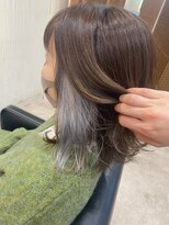 フィー 東川口店(fee) シルバーグレー/外国人風/インナーカラー/ファイバープレックス