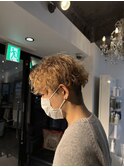 メンズカットダブルカラーケアブリーチカラー波巻きパーマ
